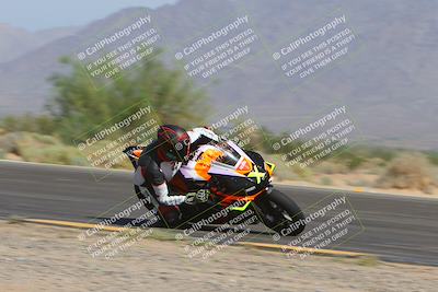 media/Sep-30-2023-SoCal Trackdays (Sat) [[636657bffb]]/Turn 3 Inside (1035am)/